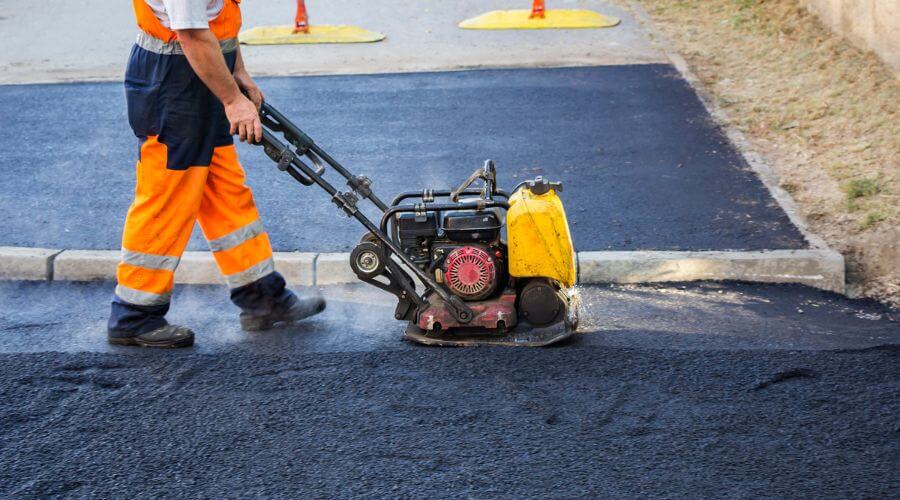 Professional gutter cleaning in Mamou, LA